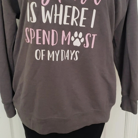 Instant Message Grey Graphic Dog Sweater - Picture 5 of 14